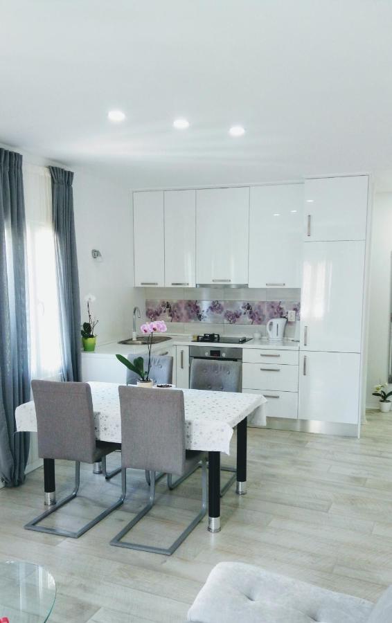 Apartment Davorka Makarska Exterior foto